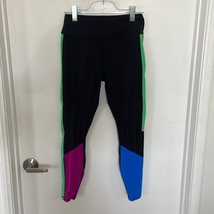 Alala reef right multi. Size M